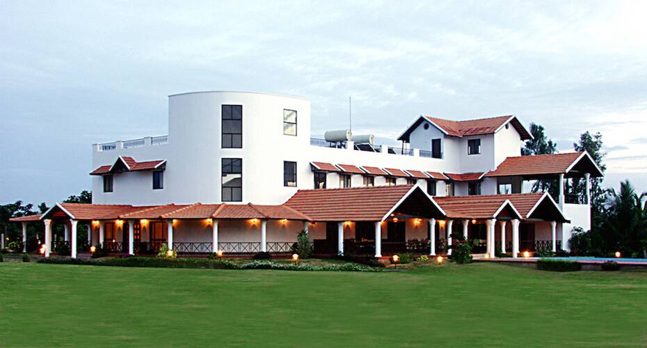Club Magnolia, Bangalore 1